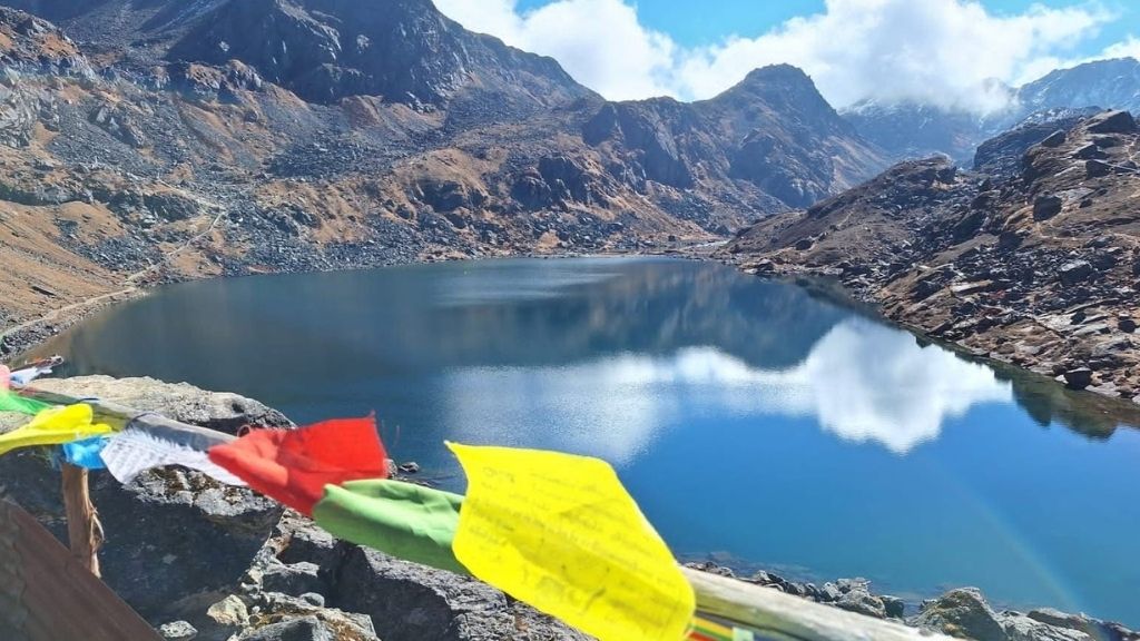 Gosaikunda Lake