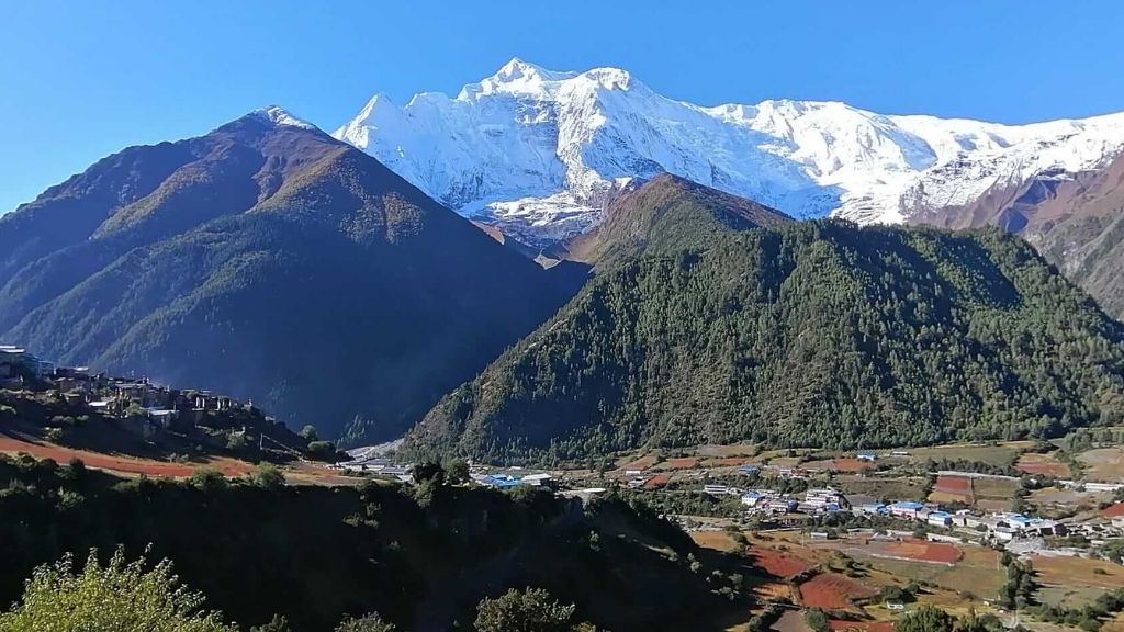 Upper and Lower Pisang villages