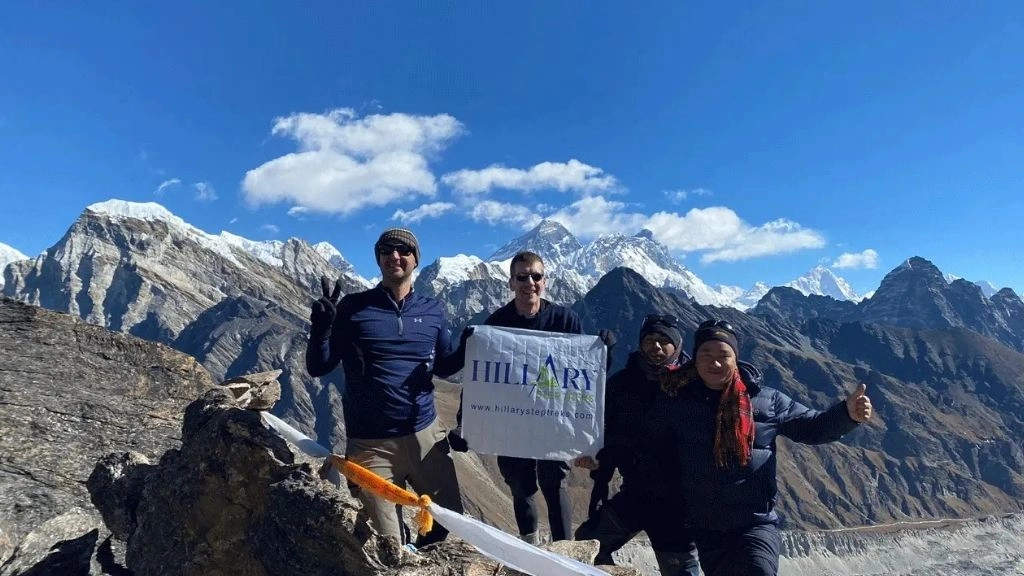 gokyo lake trek